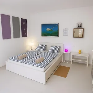 Fantastico Ruhige Top-lage, Balkon Oder Terrasse, Gratis Parkplatz & Klimaanlage, Ideal Fuer Paare Und Alleinreisende Puerto de la Cruz (Tenerife)
